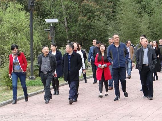 通川区最新疫情趋势：寻找同轨迹人员/通川今日