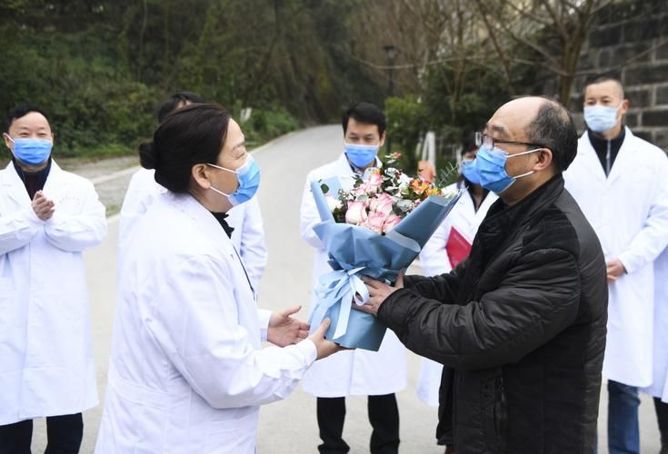 【重庆市首例重症来源公布_重庆首例确诊病例治愈出院】